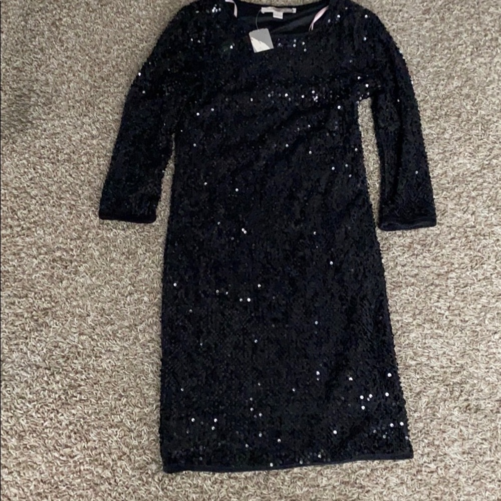 Black sequins dress